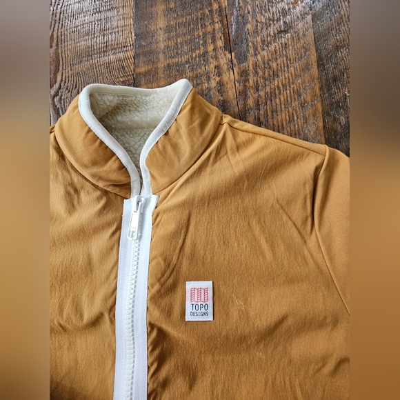 NWOT TOPO DESIGN REVERSIBLE 2 IN 1 SHERPA JACKET SIZE MEDIUM - Picture 5 of 6
